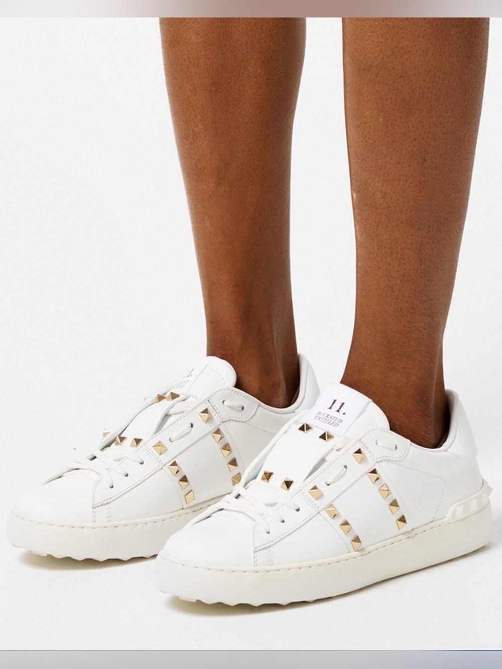 NWT Valentino Garavani Rockstud Untitled Sneakers in white calfskin, 37 EU, 7 US
